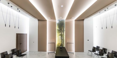 CREMAINS0227 scaled 500x250 1